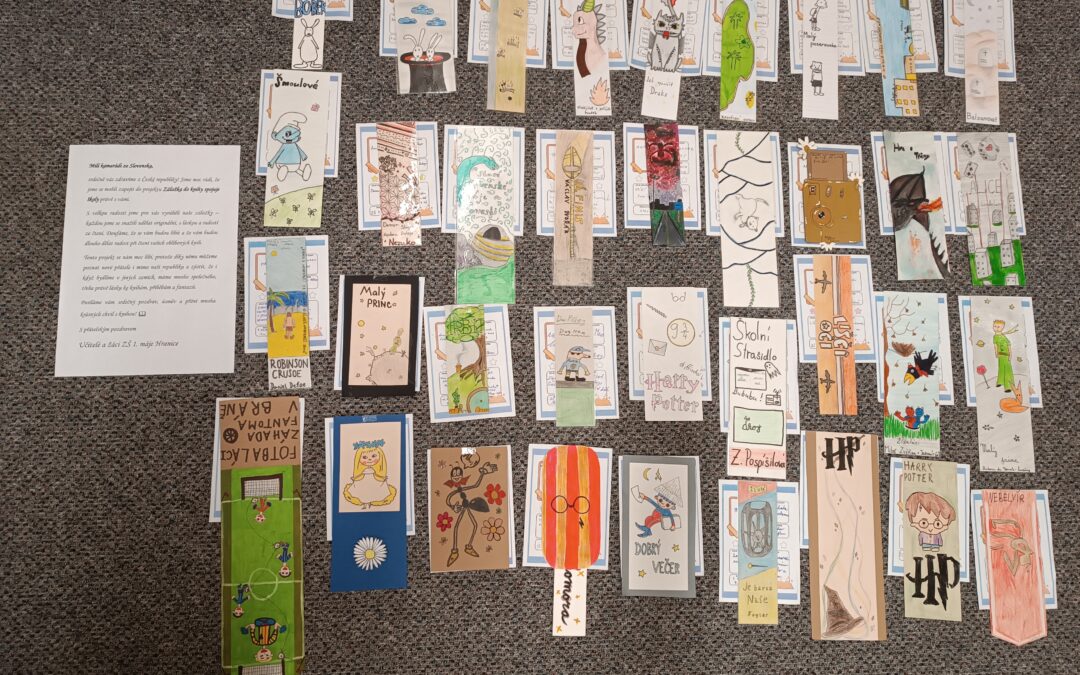 Záložka do knihy spojuje školy