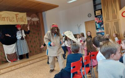 Anglické divadlo The Bear Educational Theatre u nás ve škole.